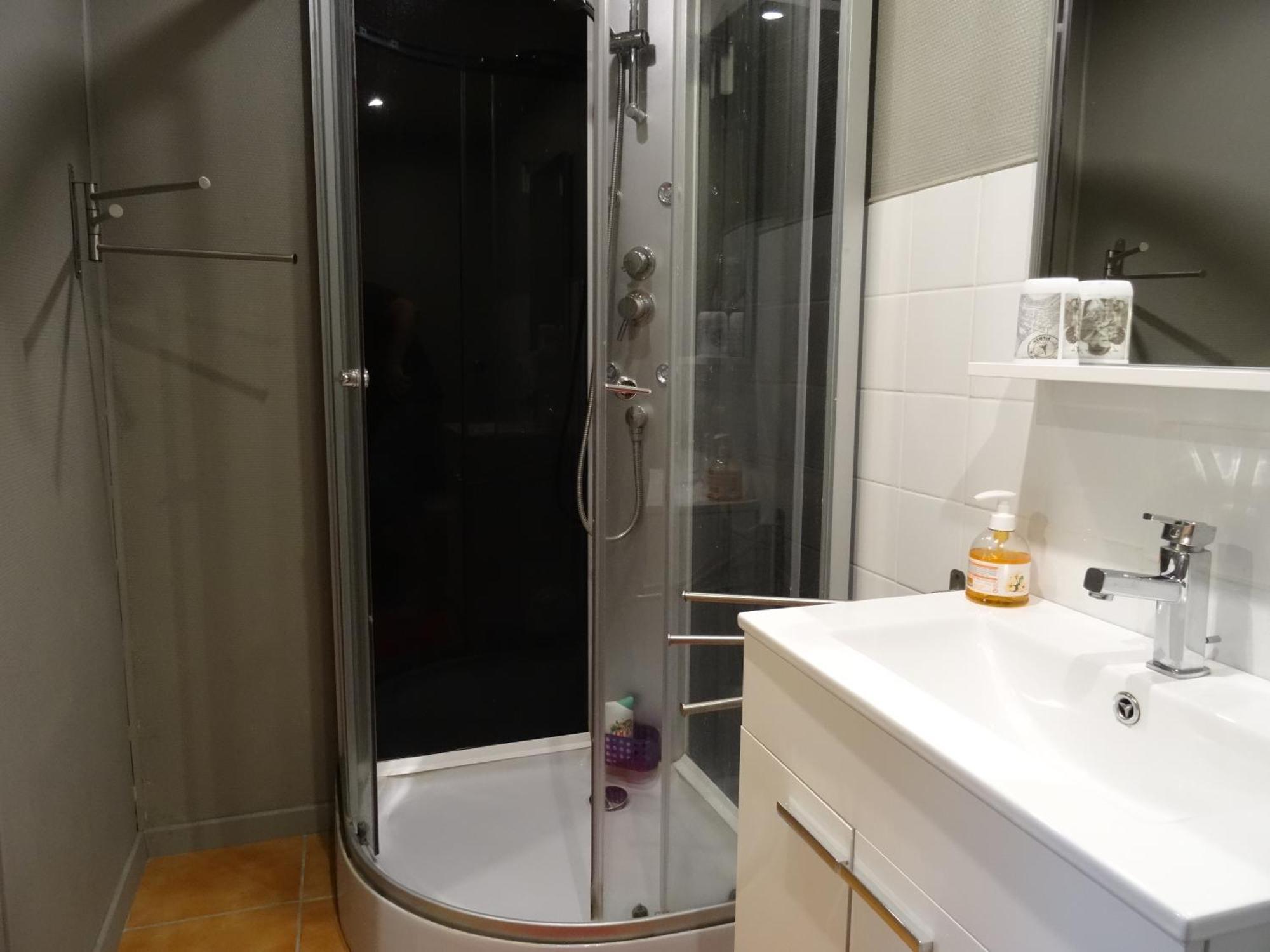 Datcha Bourguignonne, Chambres & Gite Maconge Номер фото